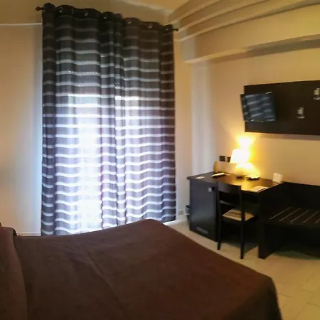 Rocca Dei Fiori 3* 夏卡